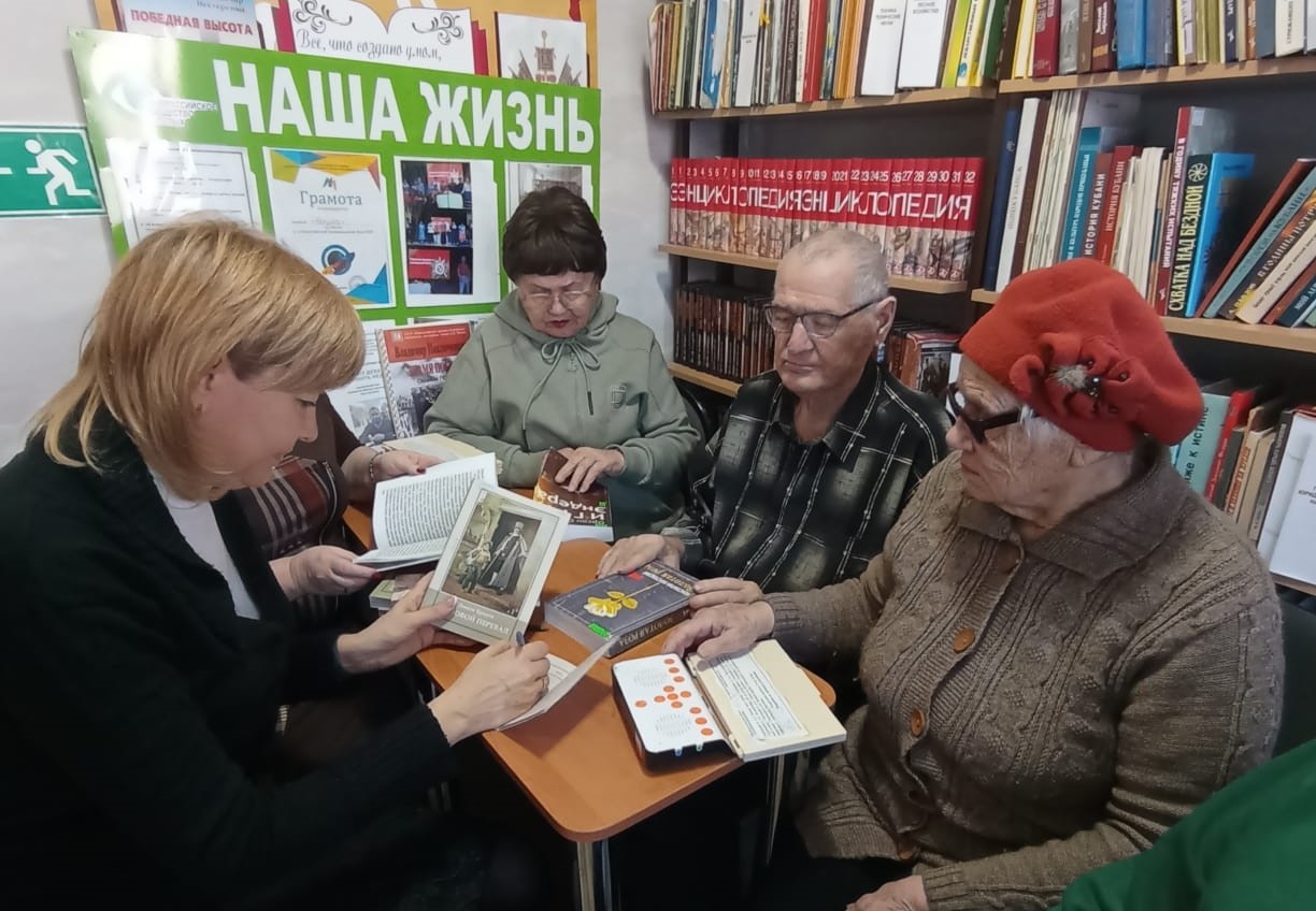 В Новокубанске открылся библиопункт «Чеховки»